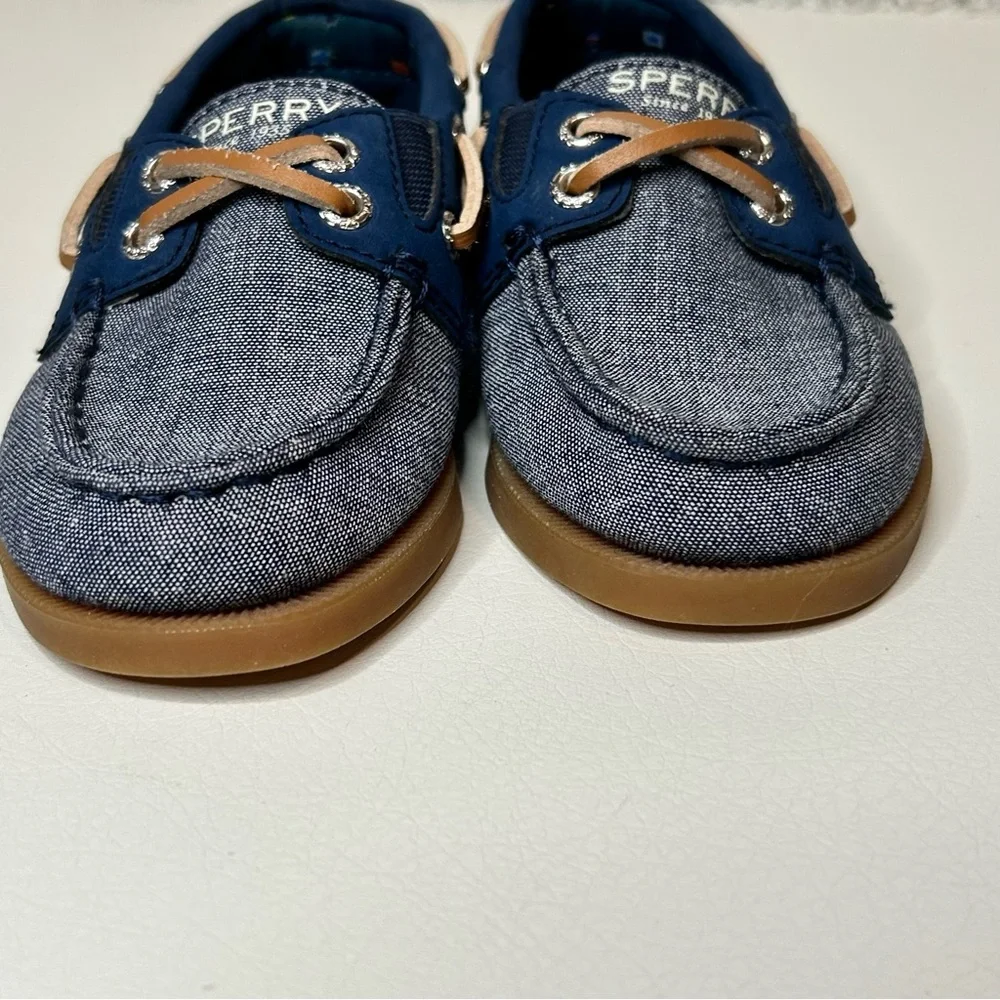 COPY - Kids Sperry Top-Sider denim chambray boat deck shoes like new Size 7 AO …